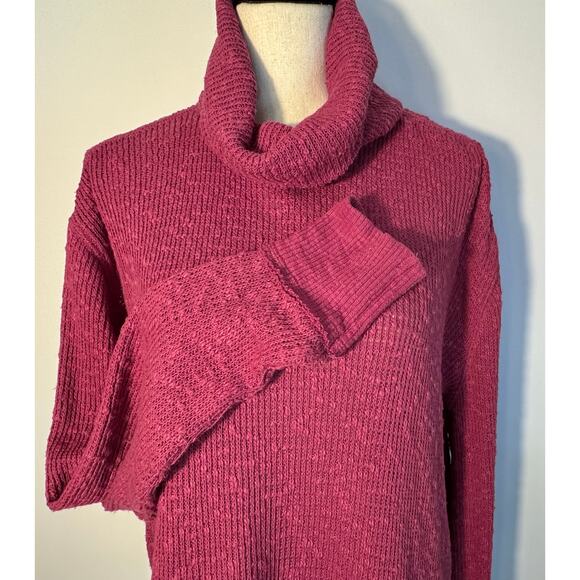 Free People Red Cowl Neck Pullover Cranberry Turtleneck Sweater Top M NWOT - Picture 2 of 8